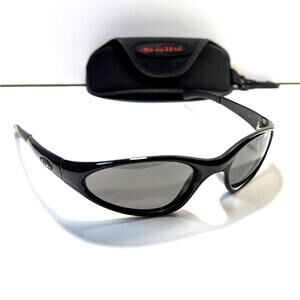Vintage Bollé Black Oval Wrap Sunglasses Made In Italy Classic PolarizedEyewear